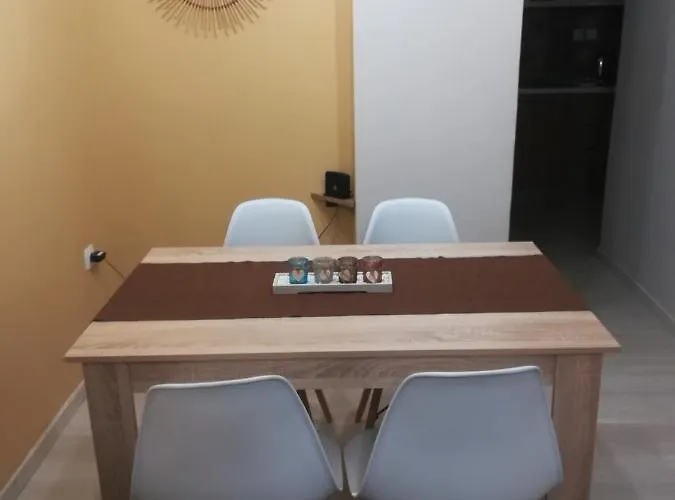 Central Apartment Apartamento Tesalónica